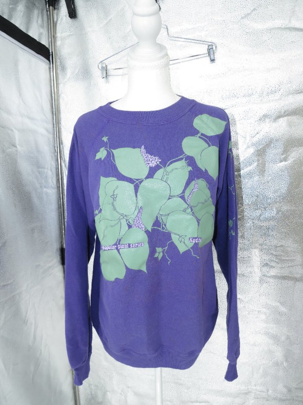 Vintage Hanes Sweatshirt Large Purple Kudzu Botanical Graphic Crewneck USA Made